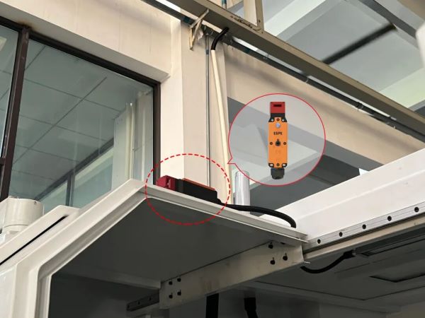 SLM11系列两触点型安全门锁