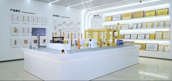 深圳市意普兴科技有限公司 深圳市意普兴科技有限公司